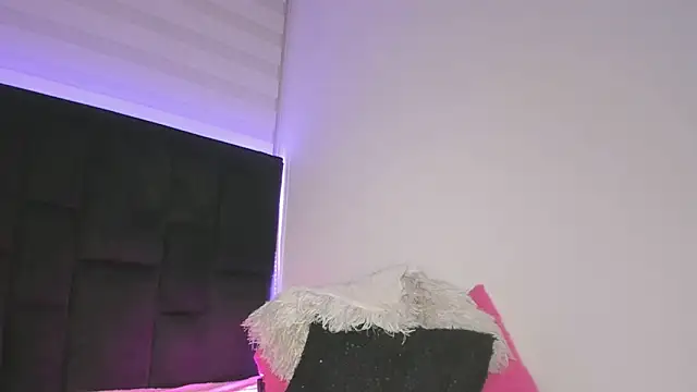 DesireSweet online show from February 27, 4:31 am