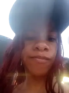 Snapshot of IssabellaJones chatting on March 1, 11:04 pm IssabellaJones online show from March 1, 11:04 pm