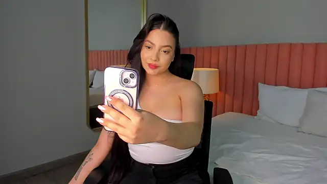 NathRossi online show from February 7, 11:03 pm