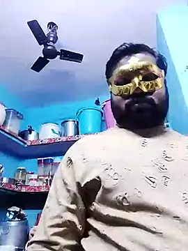 Snapshot of bobbyronak chatting on January 14, 12:24 pm bobbyronak online show from January 14, 12:24 pm