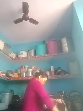 Snapshot of bobbyronak chatting on January 30, 8:11 am bobbyronak online show from January 30, 8:11 am