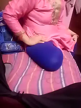 Snapshot of bobbyronak chatting on February 19, 6:00 pm bobbyronak online show from February 19, 6:00 pm