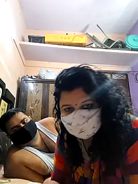 Snapshot of bobbyronak chatting on October 12, 6:51 pm bobbyronak online show from October 12, 6:51 pm