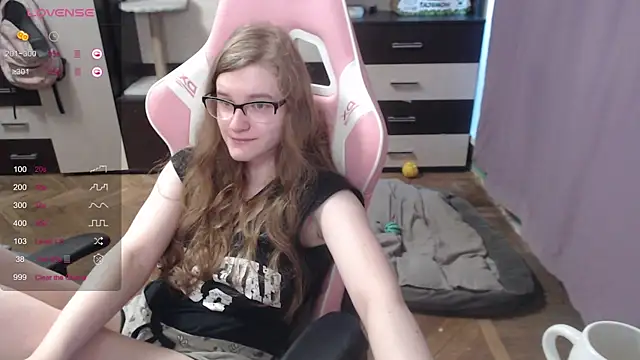 Snapshot of Tomato_Tease chatting on September 9, 10:15 am Tomato Tease online show from September 9, 10:15 am