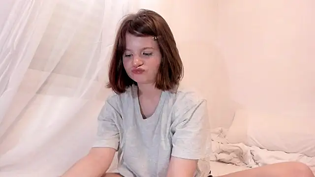 SayYesToHeaven online show from April 22, 4:08 pm