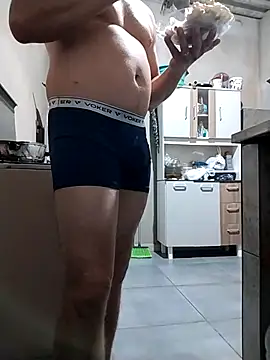 LOIROGOSTOSO87 online show from March 11, 10:20 pm