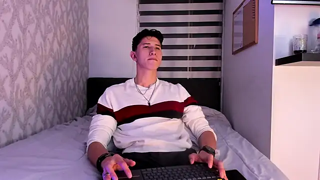 Dorianmistery2322  online show from March 5, 4:45 am