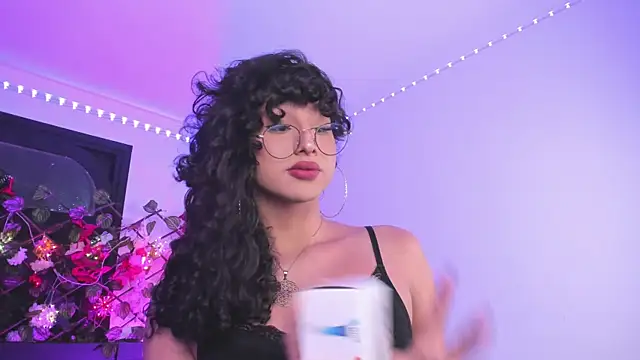 Heka Prudence online show from December 16, 4:45 am