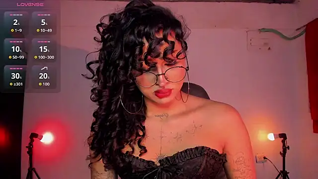 Snapshot of Heka_Prudence chatting on June 29, 3:24 am Heka Prudence online show from June 29, 3:24 am