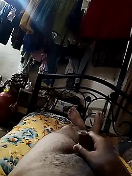 Mumbai Boy k online show from March 8, 6:39 am