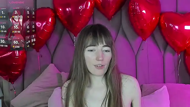 MillicentFarrell online show from February 10, 8:00 pm