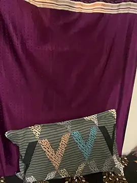 poision51 online show from April 27, 5:05 am