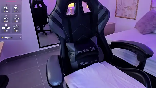 gipsela gomez online show from March 6, 1:02 am