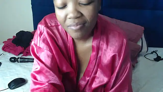 Busty-Londie online show from March 15, 11:51 am