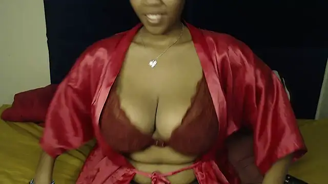 Busty-Londie online show from March 16, 4:56 pm