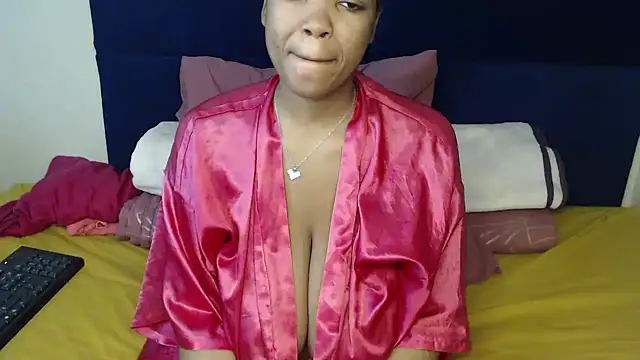 Busty-Londie online show from March 18, 4:48 pm