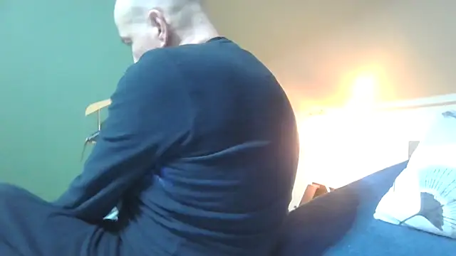 Snapshot of brtbrlss chatting on January 16, 9:19 pm brtbrlss online show from January 16, 9:19 pm