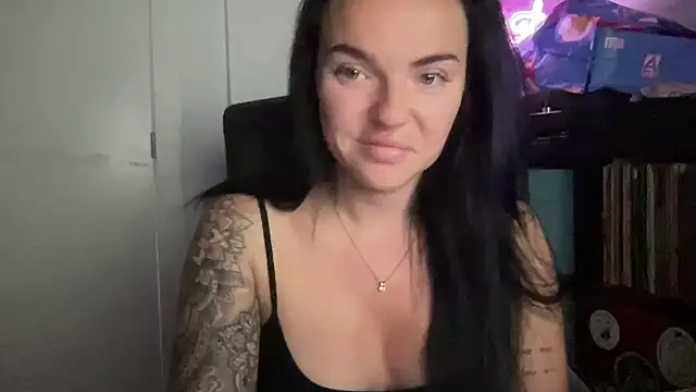 yorkshiregal online show from September 12, 5:51 am