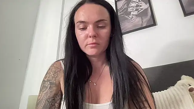 yorkshiregal online show from October 30, 11:22 am