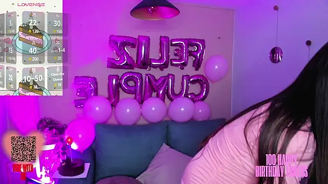 MiaDlucca online show from February 6, 9:17 pm