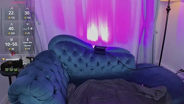 MiaDlucca online show from February 23, 7:22 am