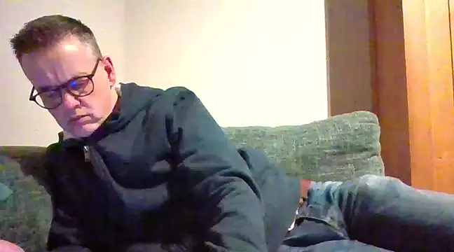 Hectorthyssen1 online show from February 2, 11:00 pm