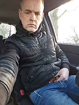 Hectorthyssen1 online show from February 6, 3:31 pm