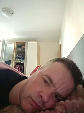 Hectorthyssen1 online show from March 22, 8:40 am