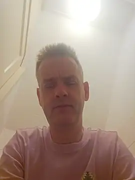 Snapshot of Hectorthyssen1 chatting on June 29, 1:55 pm Hectorthyssen1 online show from June 29, 1:55 pm