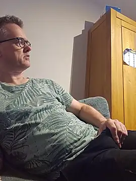 Snapshot of Hectorthyssen1 chatting on July 9, 11:09 pm Hectorthyssen1 online show from July 9, 11:09 pm