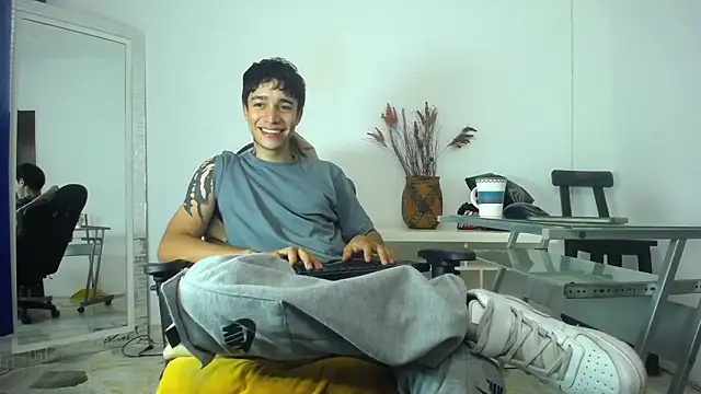 Snapshot of Zacktk7 chatting on January 23, 9:07 pm Zacktk7 online show from January 23, 9:07 pm