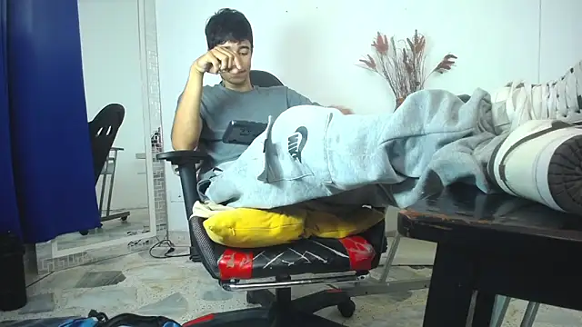 Snapshot of Zacktk7 chatting on January 24, 5:32 pm Zacktk7 online show from January 24, 5:32 pm