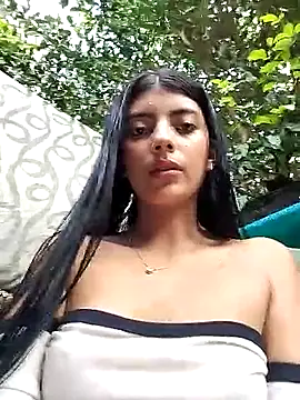 Baby Niels online show from February 12, 9:43 pm