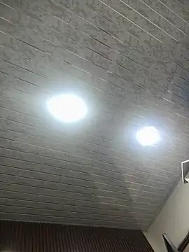 Baby Niels online show from October 10, 8:52 pm