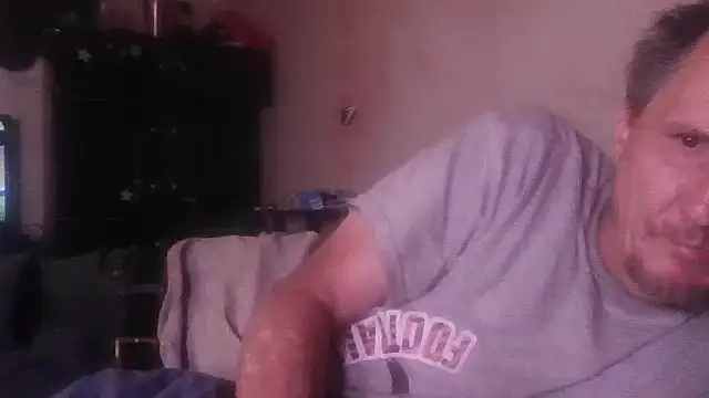 Snapshot of George48 chatting on November 26, 6:03 am George48 online show from November 26, 6:03 am