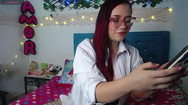 zarquita99 online show from December 11, 12:23 am