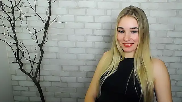 Queen ofLove online show from December 18, 8:14 pm