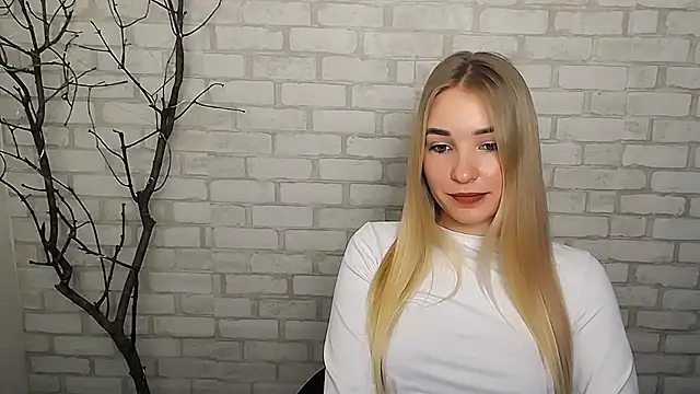 Queen ofLove online show from December 21, 10:39 am