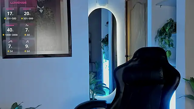 Snapshot of CherryyBrrr1 chatting on November 29, 3:20 am CherryyBrrr1 online show from November 29, 3:20 am