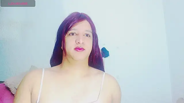 Snapshot of alexandrasexy32 chatting on November 21, 9:08 am alexandrasexy32 online show from November 21, 9:08 am