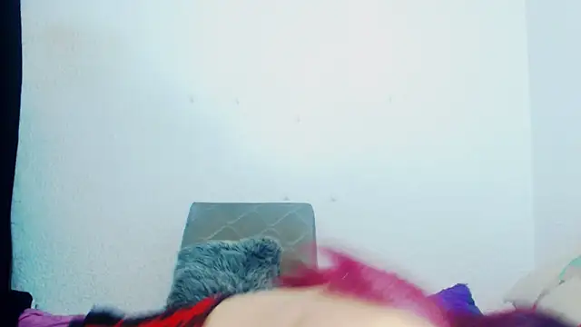 Snapshot of alexandrasexy32 chatting on December 2, 12:38 am alexandrasexy32 online show from December 2, 12:38 am