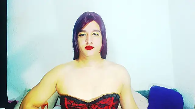 Snapshot of alexandrasexy32 chatting on April 10, 2:50 am alexandrasexy32 online show from April 10, 2:50 am