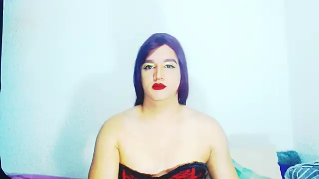 Snapshot of alexandrasexy32 chatting on April 10, 9:08 pm alexandrasexy32 online show from April 10, 9:08 pm