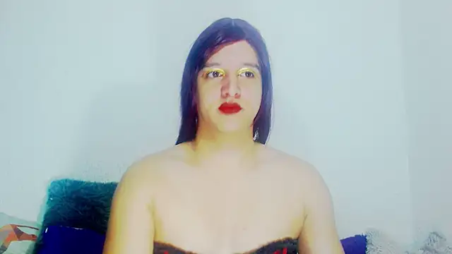 Snapshot of alexandrasexy32 chatting on April 19, 10:45 pm alexandrasexy32 online show from April 19, 10:45 pm