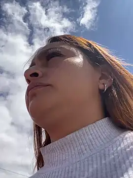 Keittly  online show from December 19, 4:46 pm