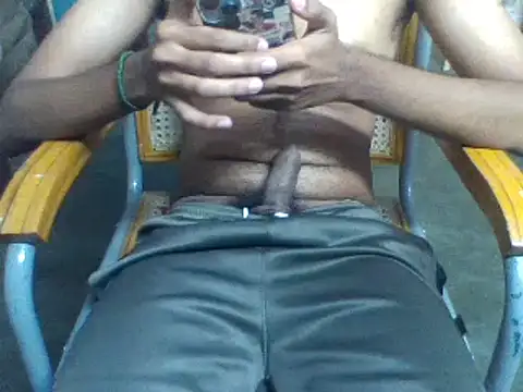 Snapshot of Suriyaa chatting on December 26, 4:14 pm Suriyaa online show from December 26, 4:14 pm