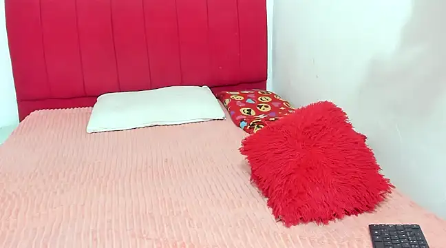 Lunaynick online show from December 14, 9:24 pm