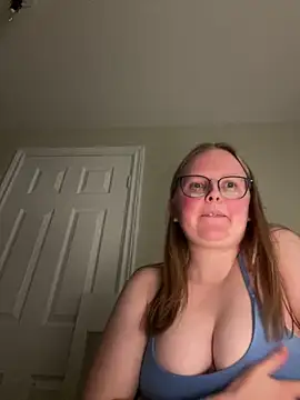 lexie lilacs online show from January 12, 2:14 am