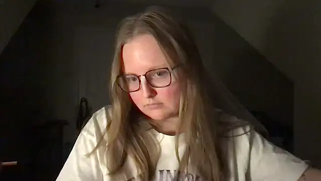 lexie lilacs online show from January 16, 1:48 am