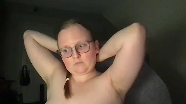 lexie lilacs online show from February 22, 4:29 am